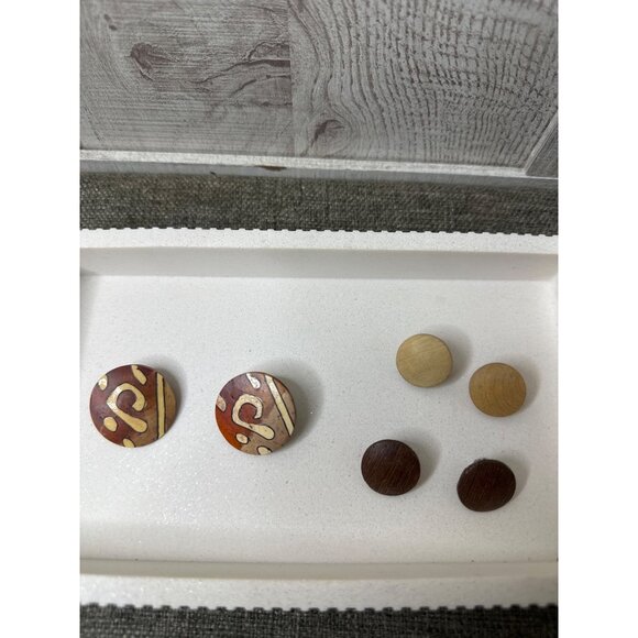Vintage Clip-On Earrings Set Of 3 Wooden Tribal & Modern Designs Round Shape - Picture 1 of 5